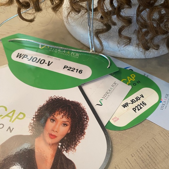 Weave Cap Collection Unit By Vivica Fox w/Spiral Curl and Shoulder Length Style - Picture 8 of 16